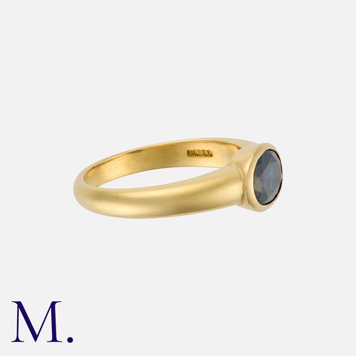 176 - A Sapphire Ring in 18 carat yellow gold, set with an oval cut sapphire of approximately 1.40 carats.... 