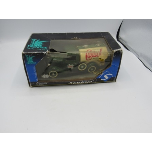 48 - 1 x Solido 1/18 scale control van