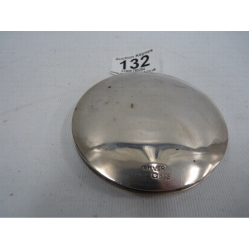 132 - 833 Silver Powder Compact