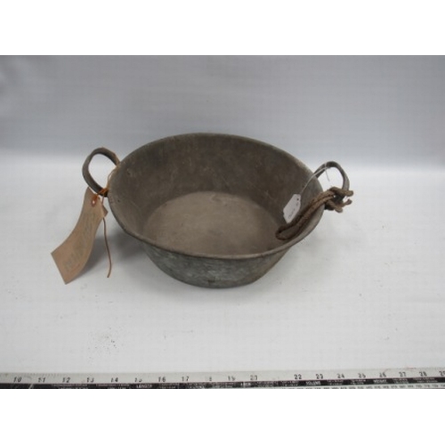 306 - Round galvanised metal pan with 2 handles