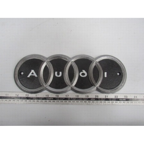 174 - Audi plaque