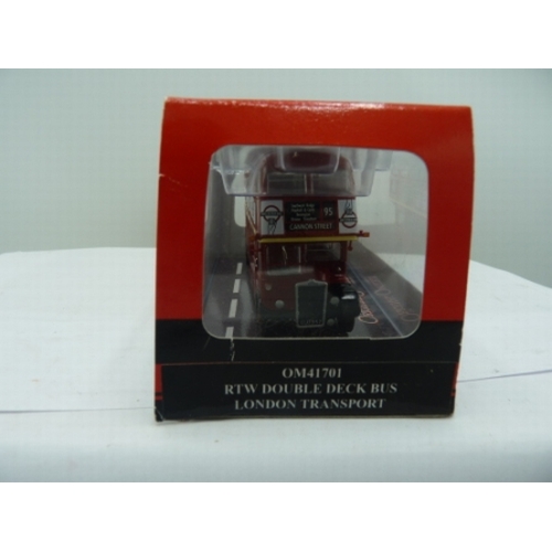 126 - Corgi Omnibus Original - RTW Double Deck Bus OM417101