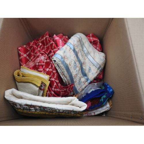 5 - Box of vintage linen etc