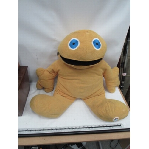 552 - Large Zippy plush teddy