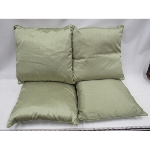 61 - 4 green cushions