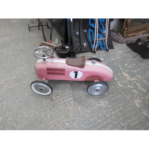 317 - Childs push-along tin plate car