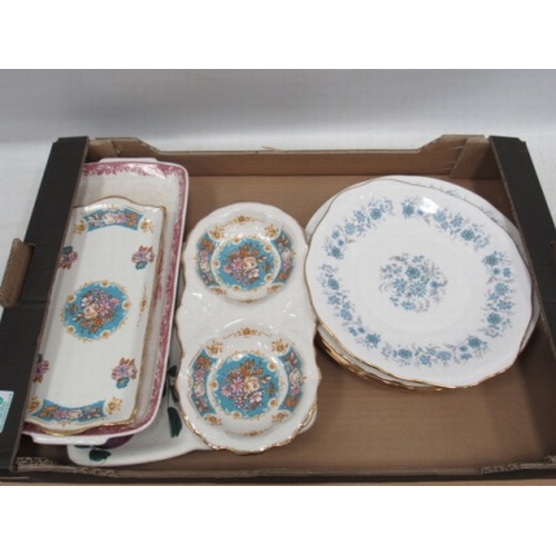 125 - Box serving dishes + plates