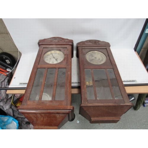 160 - 2 Wall Clocks