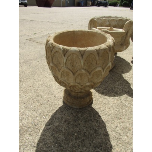 581 - Pineapple Urn-deep pineapple pattern planter on circular base