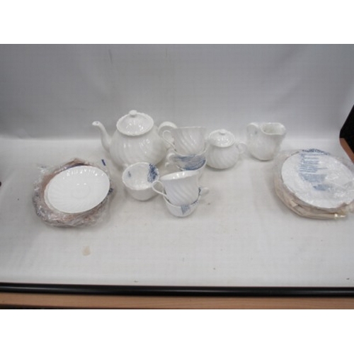 229 - Wedgewood Teaset 21 pieces 1980's