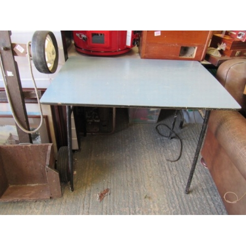 257 - Retro Kitchen Table