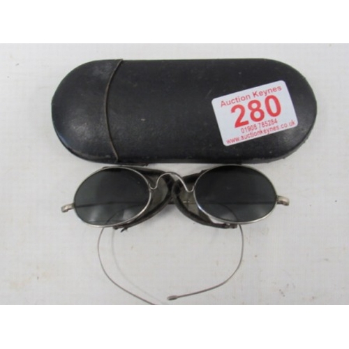 280 - Vintage Sun Glasses