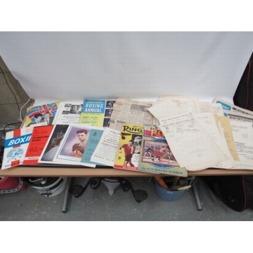 375 - Large vintage boxing posters & ephemera collection