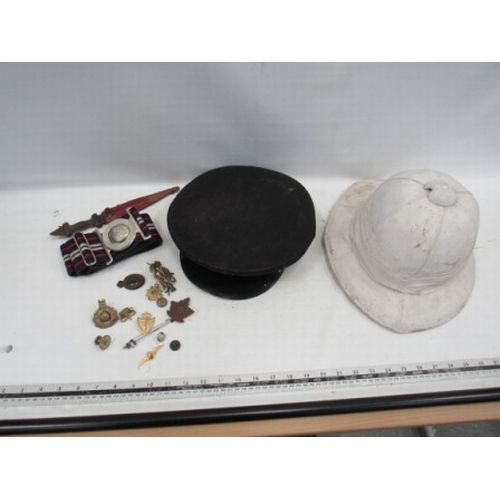 321 - Military hats, belt and badges