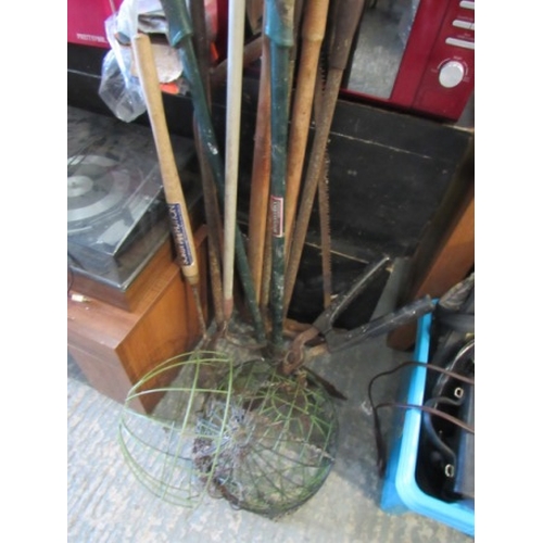 549 - Qty Garden Tools + Hanging Baskets