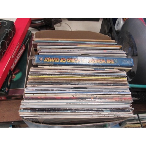 400 - box of vinyl records