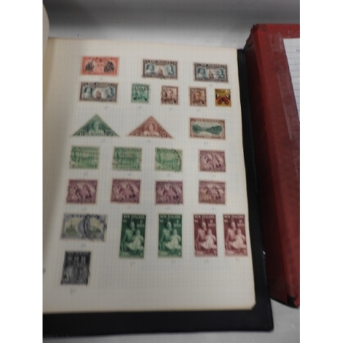 426 - Extensive stamp collection: 10,000 +