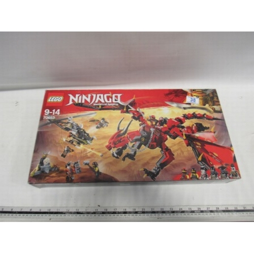 38 - Lego ninjago set