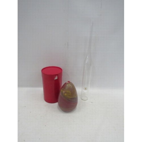 104 - glass vase and candle