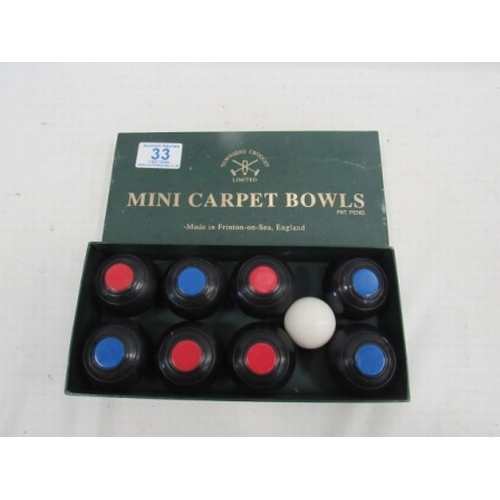 33 - Mini Carpet Bowls