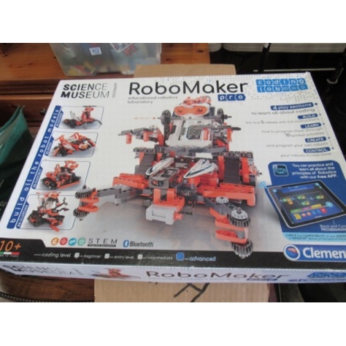 413 - Robomaker