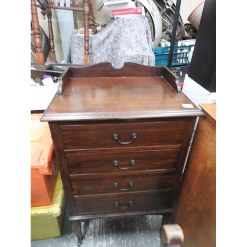 366 - Mahogany 4 Drawer chest