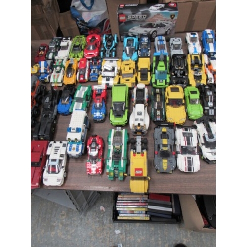 217 - Huge collection of lego cars & Vehicles including figures