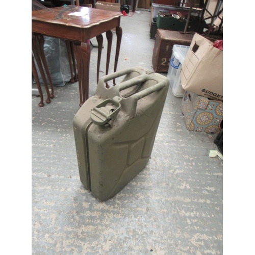 275 - Large jerrycan