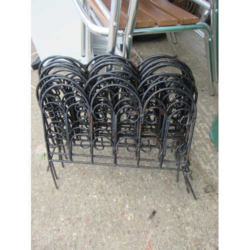 317 - 10 Pieces of plastic coating metal edging