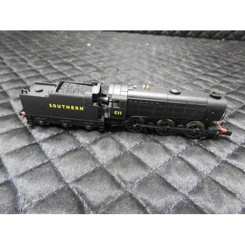 376 - N Gauge engine