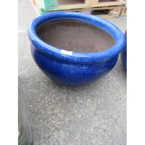 62 - Large glased pot