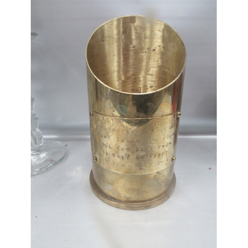 620 - Brass military shell