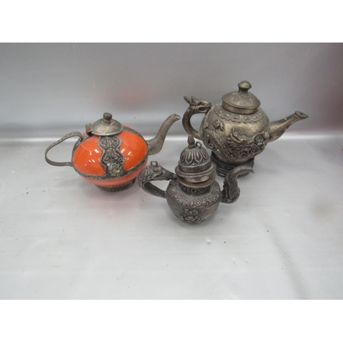 623 - 3 mini chinese tea pots