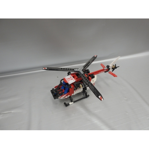 103 - Lego helicopter model