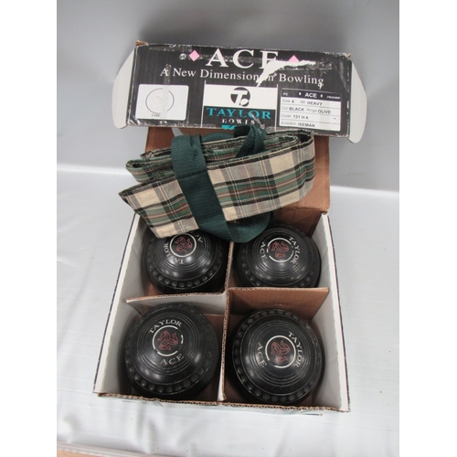 65 - set of taylor lawn bowls + carry case size 4