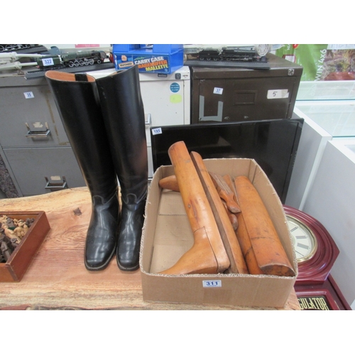 311 - Regent size 5 riding boots + wooden trees