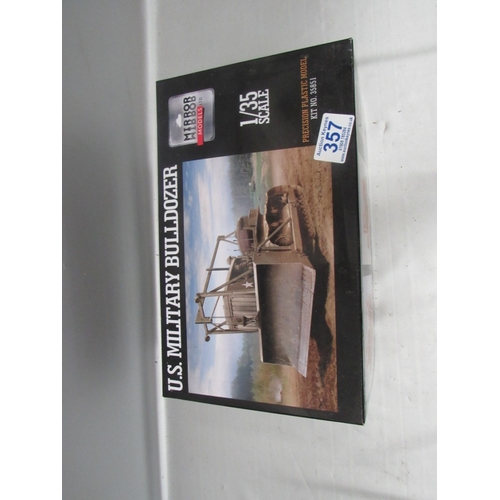 357 - US Military Dulldozer model kit