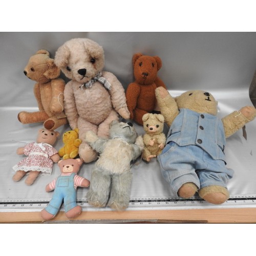 120 - Vintage bears