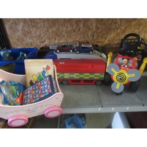 269 - Qty of kids toys