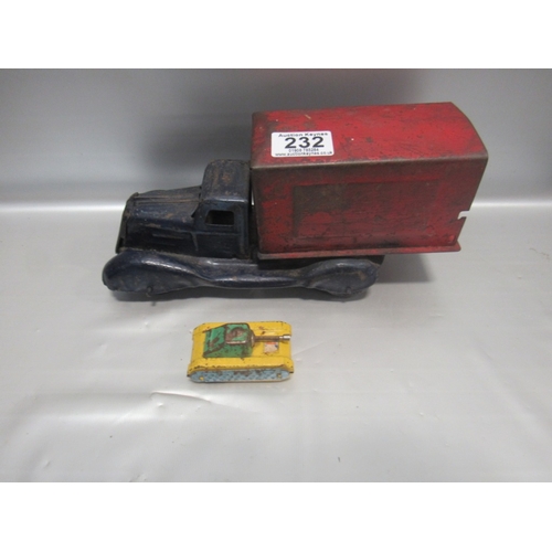 232 - Tin plate truck 27cm long + tinplate tank