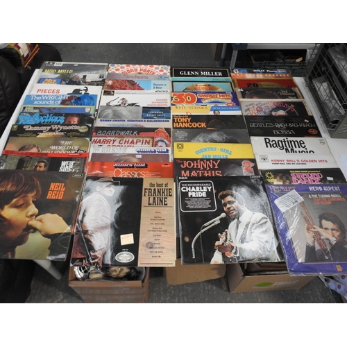 95 - Qty of vinyl records, classical, easy listening etc