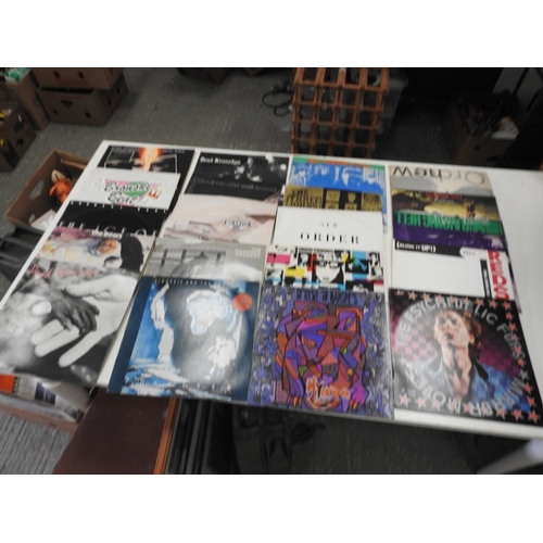 Lot 32        
