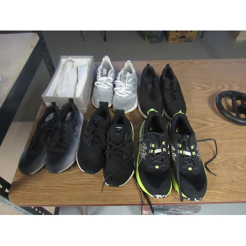 12 - 6 Pairs of shoes