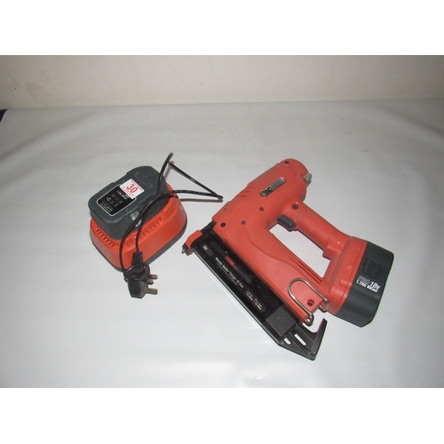 30 - Tac wisse nail gun
