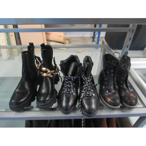 8 - 3 Pairs of ladies boots
