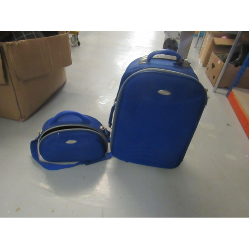 53 - 2 Blue cases