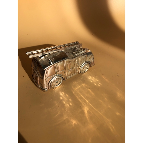 219 - Metal fire Engine money box
