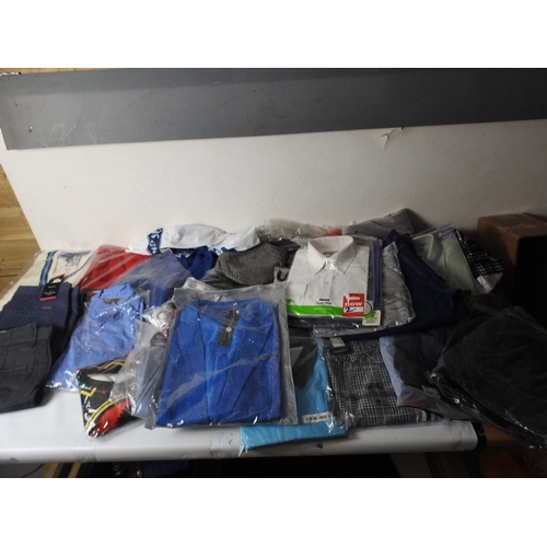 199 - Box of new mens clothes, sizes M - L