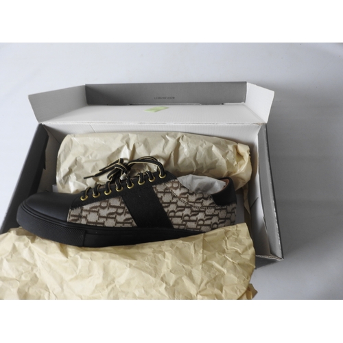 207 - River Island shoes, size 9