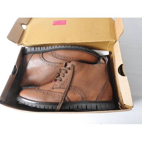 208 - Unsung Hero boots, size 9